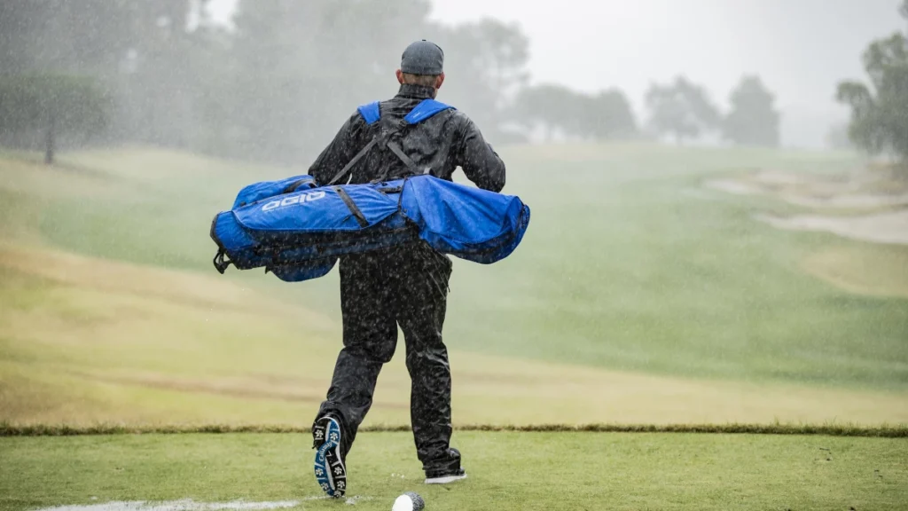 Essential Gear for Rainy-Day Golfing