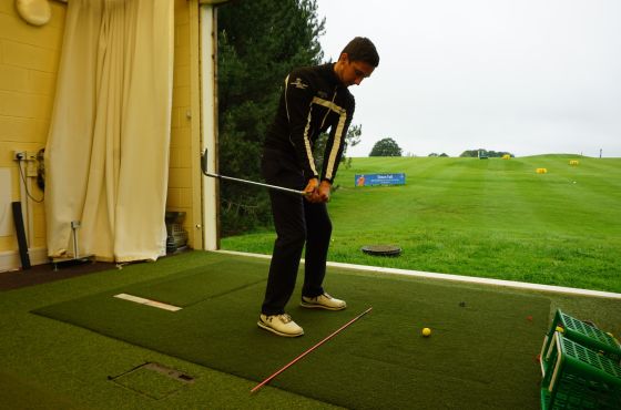 tips for beginner golfers: swing plane and accuracy